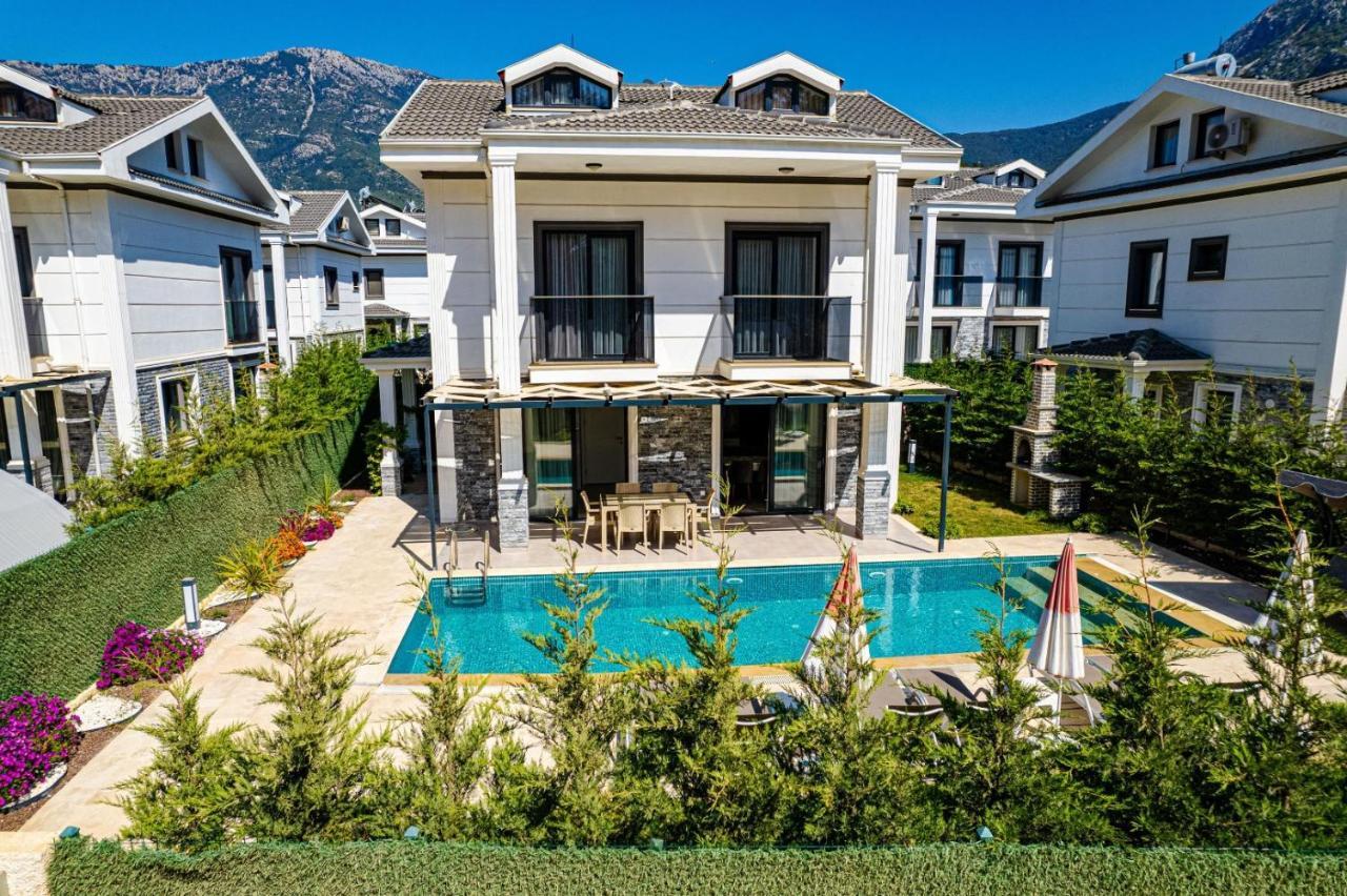 פאטהיה 4 Bedroom Holiday Villa In Hisaroenue Oeluedeniz- Gold Rose מראה חיצוני תמונה